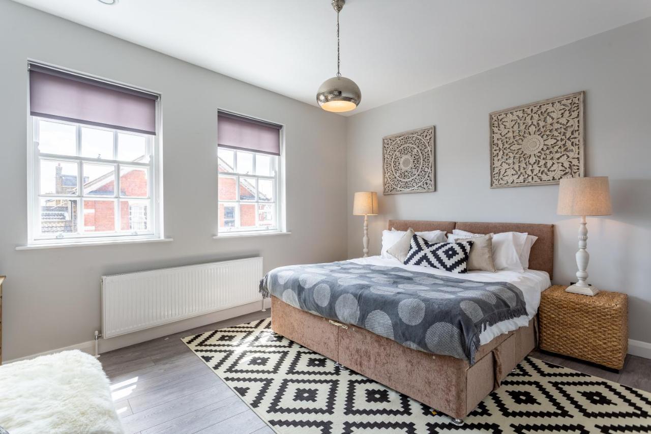 2 Bedroom Apartments With Sofa Bed In Southend Kültér fotó
