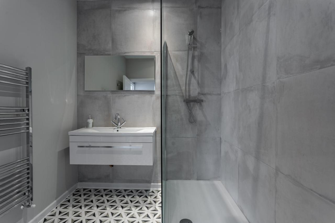2 Bedroom Apartments With Sofa Bed In Southend Kültér fotó